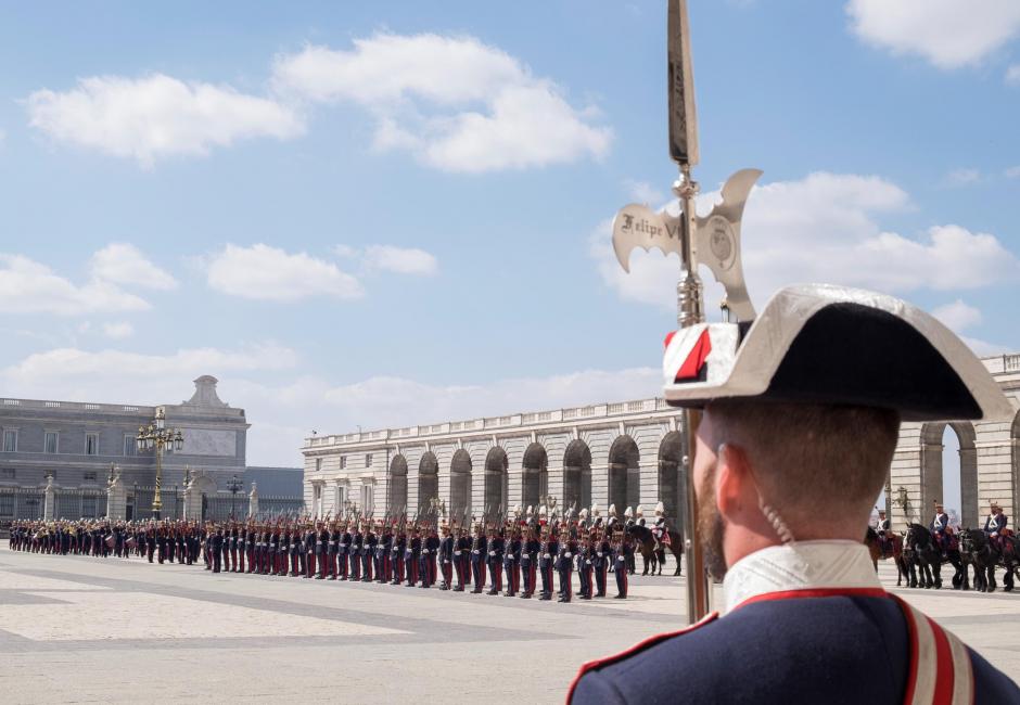 Cambio de Guardia Real en el Palacio Real