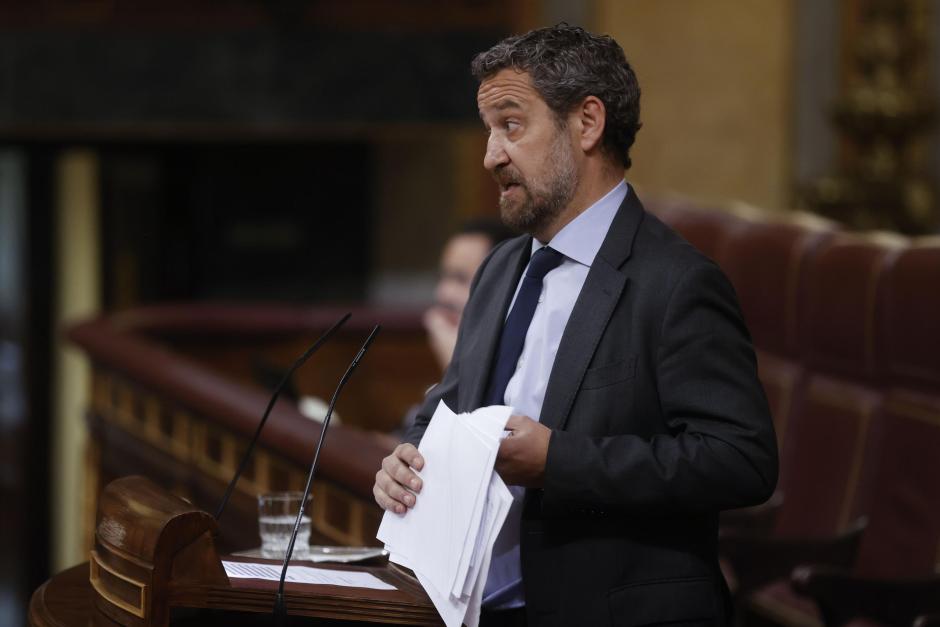 El diputado del PP Jaime de Olano en la tribunal del Congreso