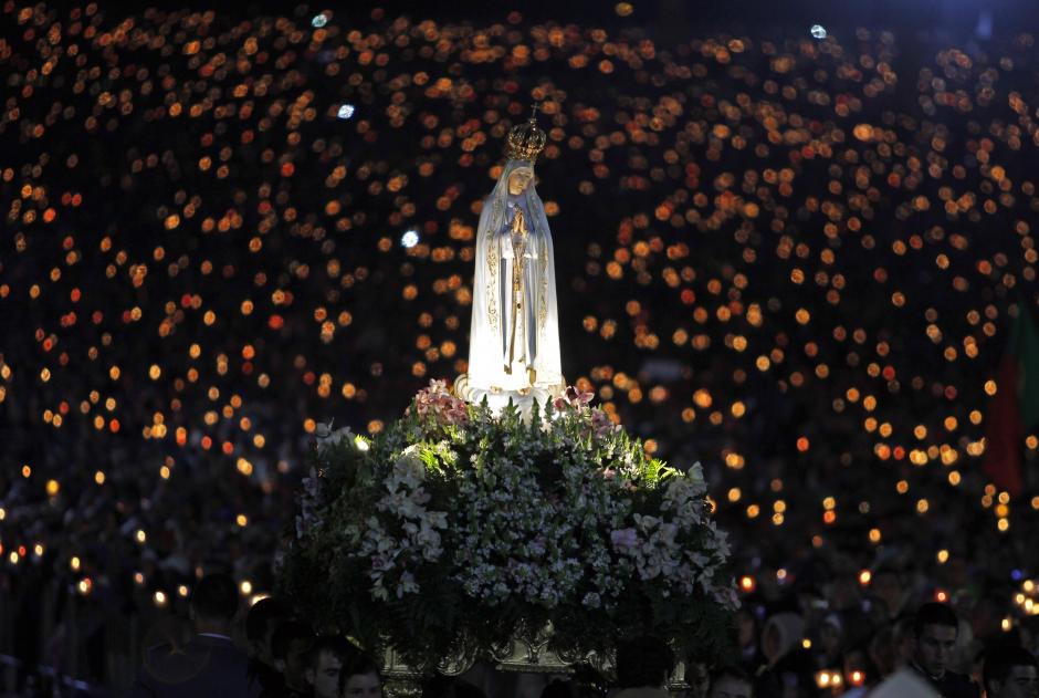 Los tres pastorcillos a los que se apareció la Virgen de Fátima, causa de tanta devoción