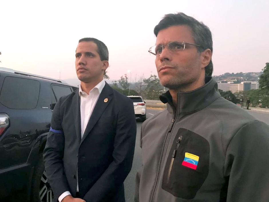 Los líderes opositores venezolanos Juan Guaidó y Leopoldo López, en 2019
