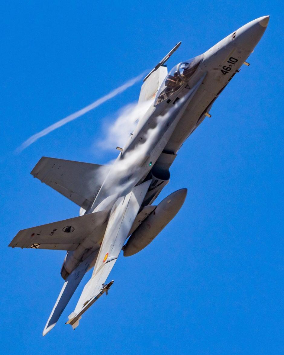 Uno de los F-18 que se batirá el cobre en los entrenamientos de la base aérea de Gando