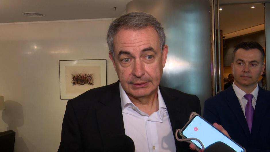Zapatero califica de «sobresaliente» el Gobierno de Pedro Sánchez