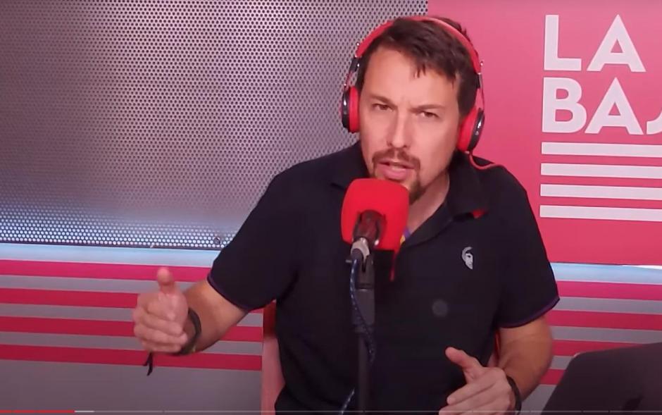 Pablo Iglesias insultó a Susanna Griso, Joaquín Prat y Carlos Alsina en su podcast La Base