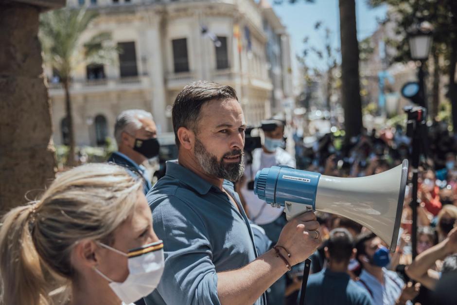 Santiago Abascal, durante un mitin en las calles de Ceuta en mayo de 2021
