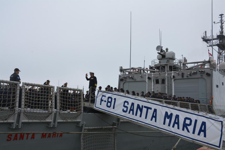 La fragata 'Santa María' parte de la Base Naval de Rota (Cádiz) para incorporarse a la 'Operación Atalanta'