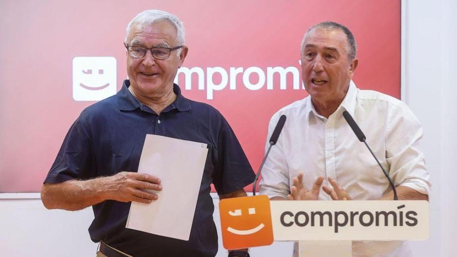 El alcalde de Valencia, Joan Ribó, junto al diputado nacional de Compromís, Joan Baldoví.