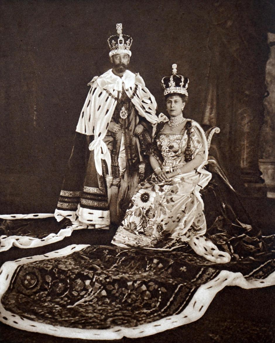 El Rey Jorge V y la Reina María de Inglaterra después de su coronación en 1911