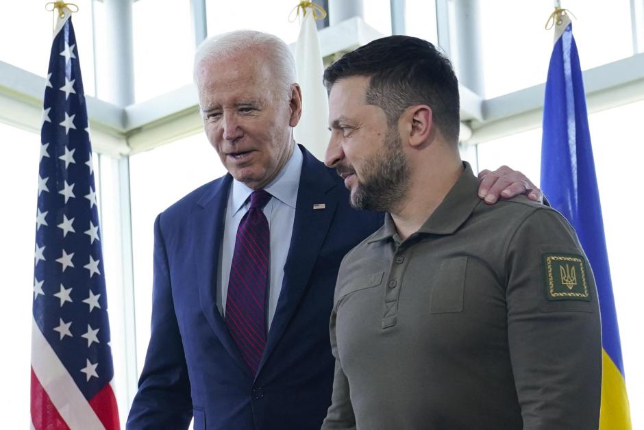 El presidente estadounidense, Joe Biden, junto a Volodímir Zelenski en Hiroshima