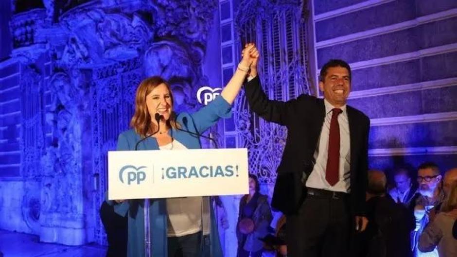 Carlos Mazón y María José Catalá celebran la victoria del PP tanto en el Ayuntamiento de Valencia como en la Comunidad.