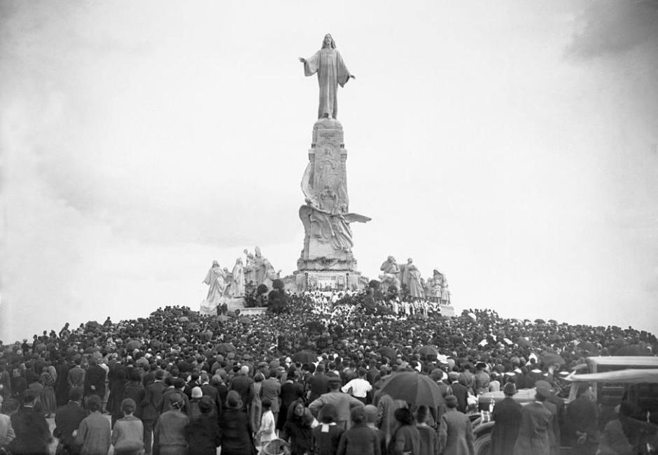 Consagración al Sagrado Corazón de Jesús, en el Cerro de los Ángeles