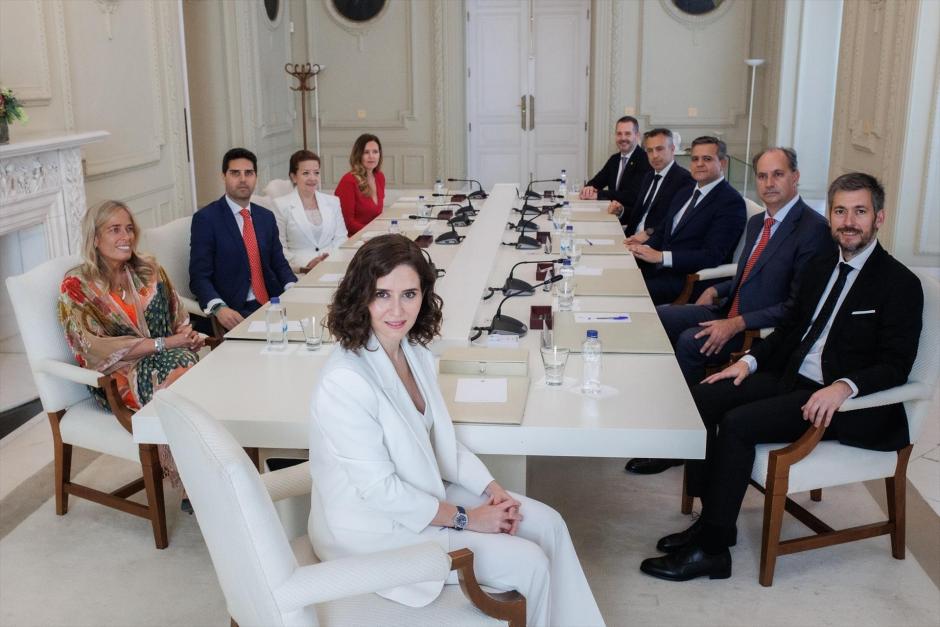 La presidenta de la Comunidad de Madrid, Isabel Díaz Ayuso, preside el Consejo de Gobierno