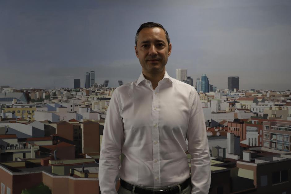 La red de carga es deficitaria, por lo que necesitamos de la colaboración pública