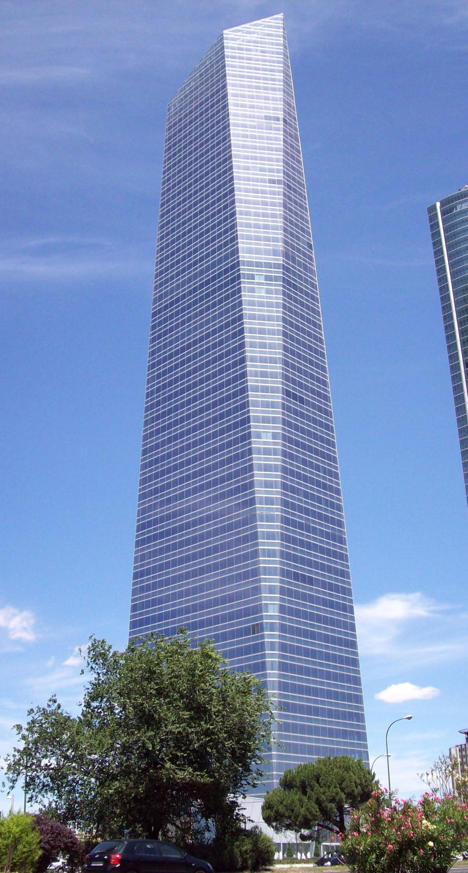 Torre de Cristal en el Cuatro Torres Business Area