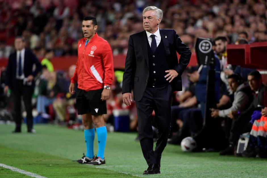 Carlo Ancelotti, durante el partido del Real Madrid en Sevilla el pasado sábado