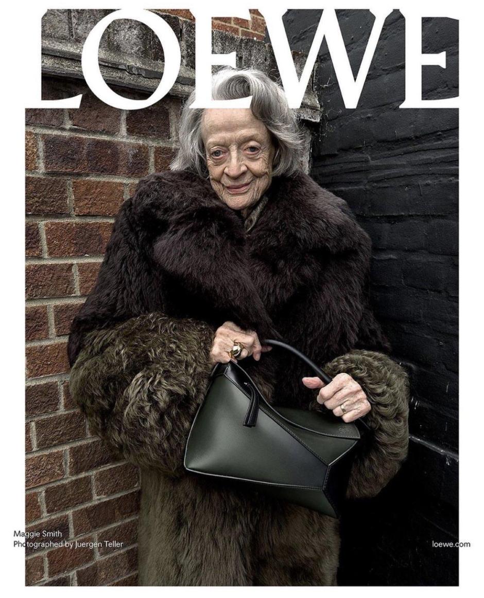 La nonageria actriz Maggie Smith es la imagen de la nueva campaña de Loewe