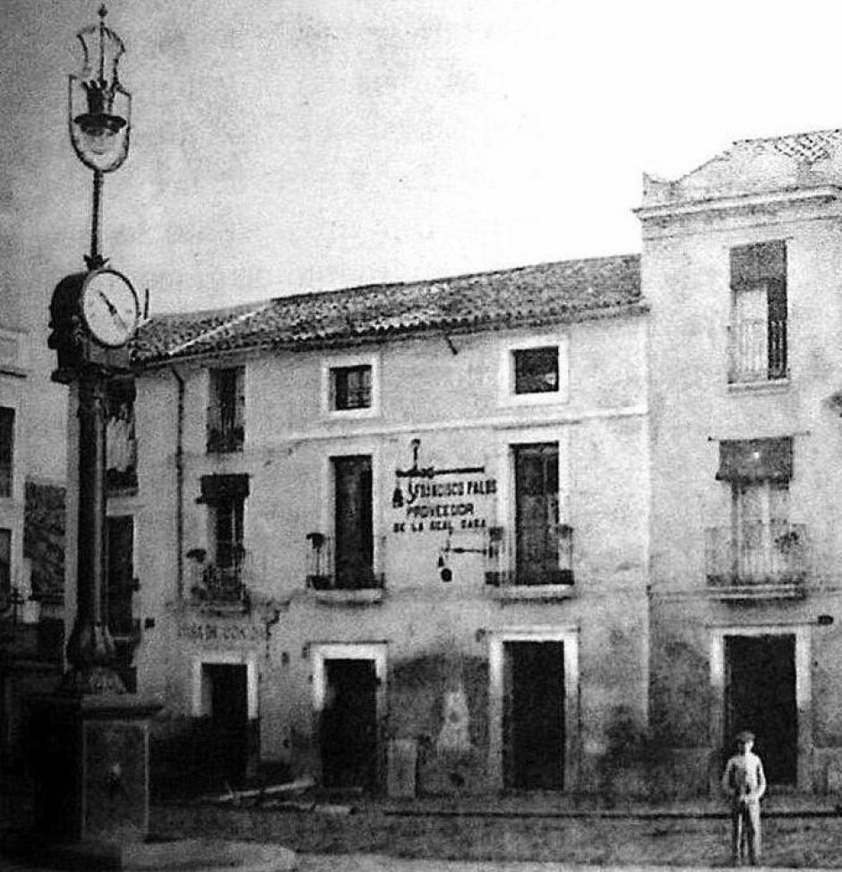 La plaza de San Salvador a principios del siglo XX
