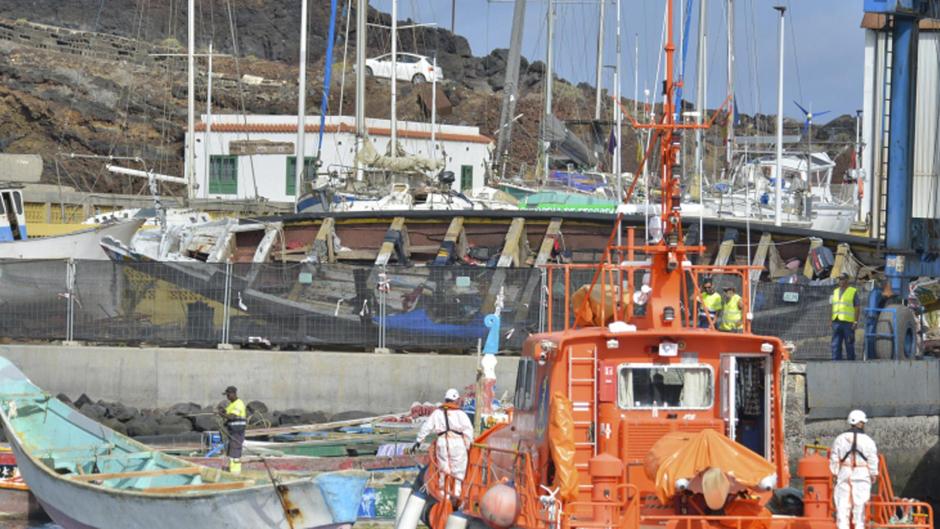 Cayucos en El Hierro
