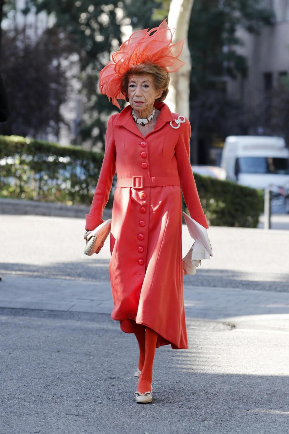Carmen Fernández de Araoz Marañón, Piru de Urquijo, durante la boda de Fernando Fitz James Stuart y Solís, duque de Huéscar