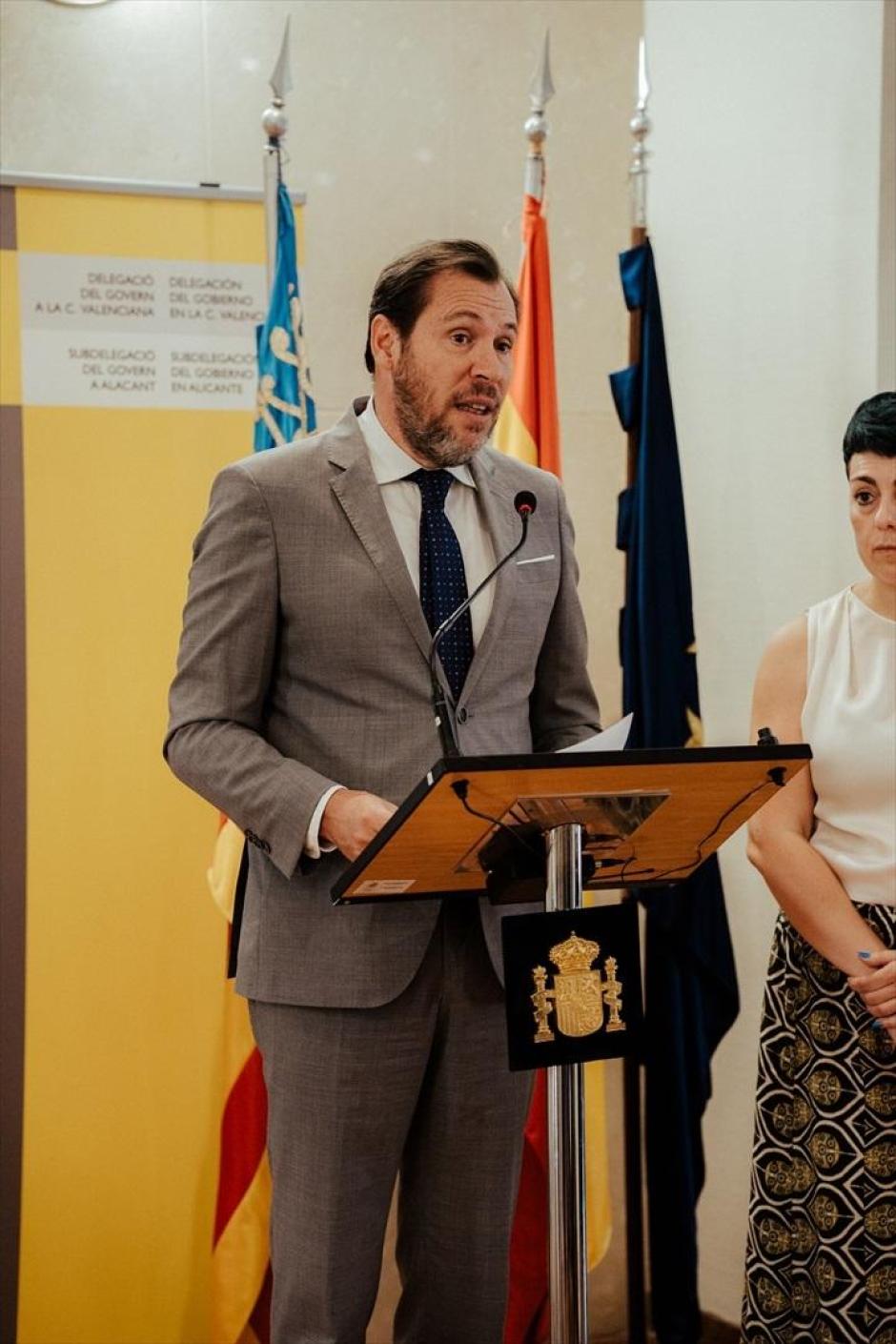 El ministro de Transportes, Óscar Puente, durante su intervención en Alicante