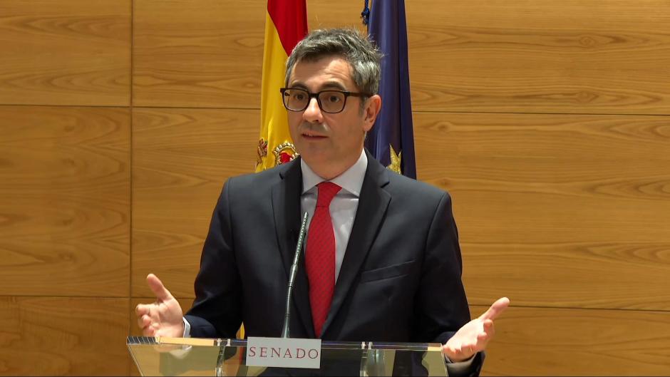 Bolaños habla de una «persecución cruel» contra Sánchez: «¿Quién reparará el buen nombre de Begoña?»