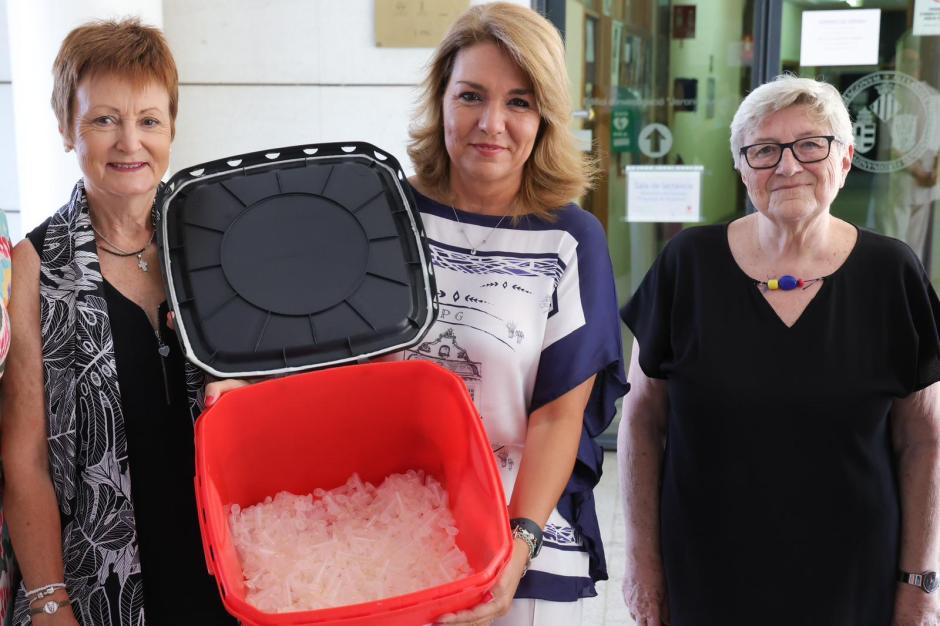 Susana Camarero durante la visita a la Universidad para comprobar la efectividad de los test de sumisión