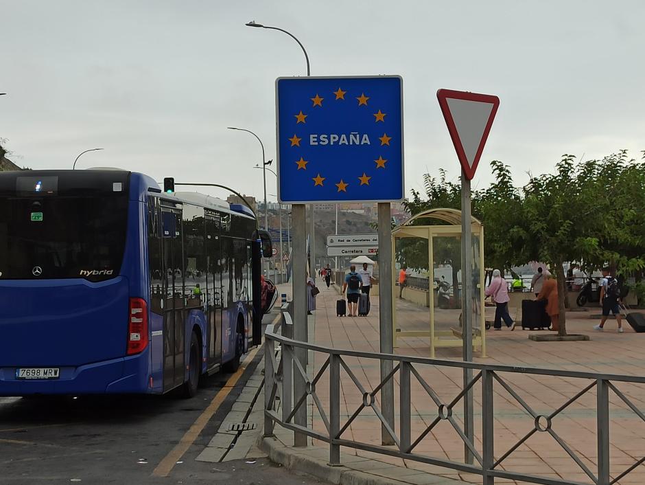 Entrada a España desde El Tarajal (Ceuta)