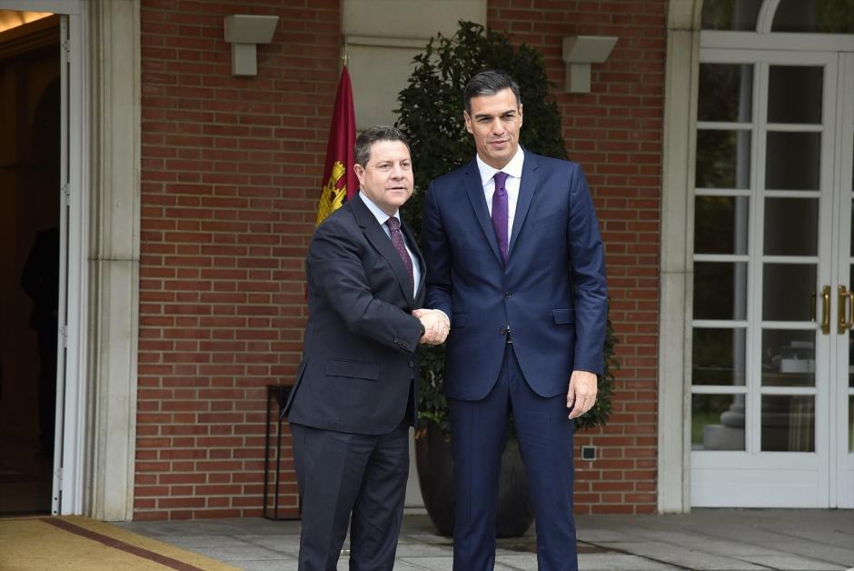 Pedro Sánchez y Emiliano García-Page en la Moncloa