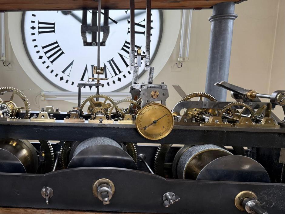 Restauración del reloj de Sol