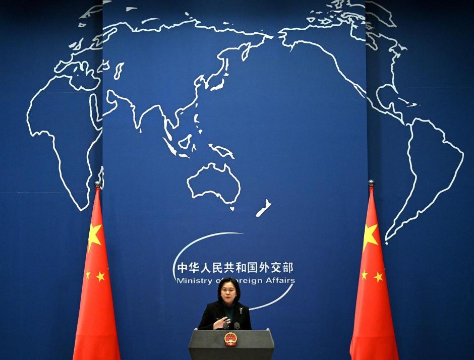 Conferencia de prensa en la Cancillería china en Pekín