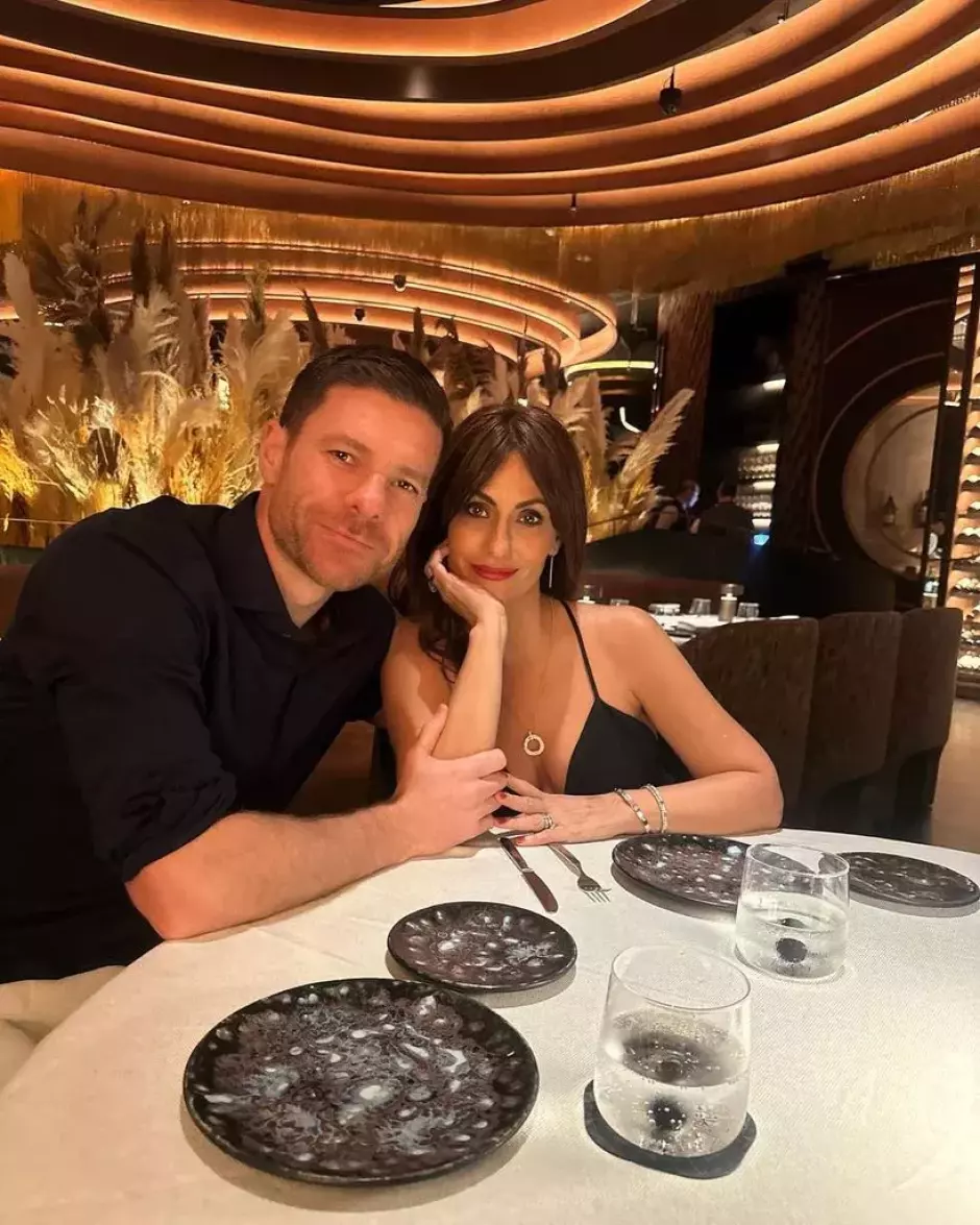 Xabi Alonso y Nagore Aramburu mantienen su amor intacto gracias a sus citas