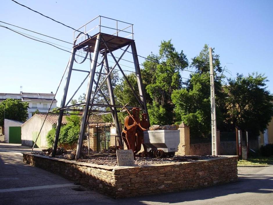 Monumento al minero en Hiendelaencina