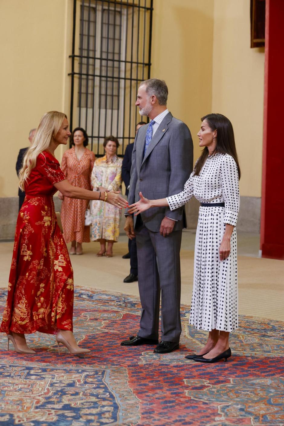 Los Reyes reciben a Alicia Alcocer Koplowitz
.