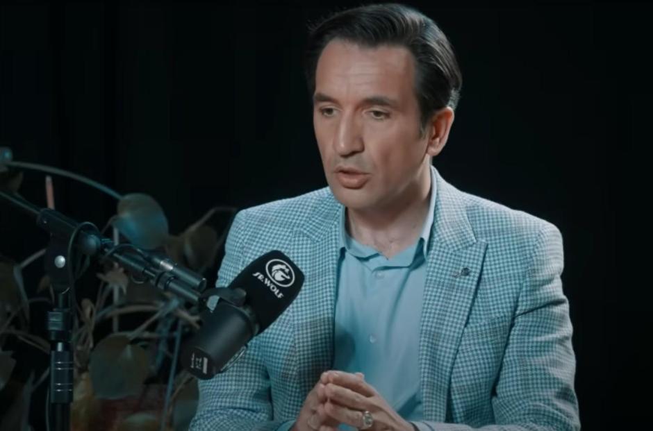 Miguel Lago, durante su conversación con Juan Ramón Lucas en el pódcast Sr. Wolf