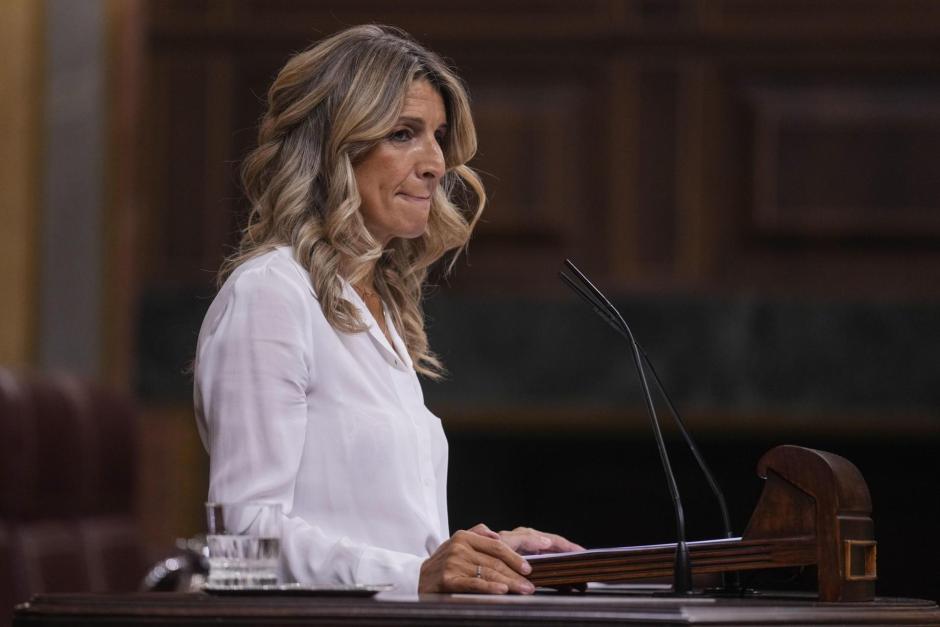 La ministra de Trabajo, Yolanda Díaz, interviene durante el pleno del Congreso de los Diputados