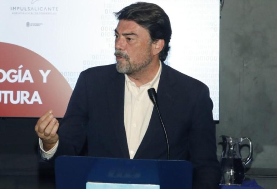 El alcalde de Alicante, Luis Barcala