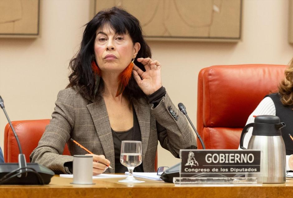 La ministra de Igualdad, Ana Redondo, comparece en la Comisión de seguimiento