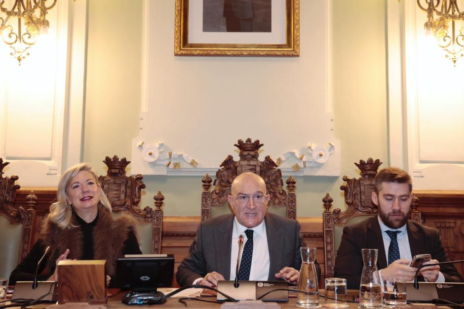 Carvajal, Carnero y Blanco, este martes, en el Consistorio vallisoletano