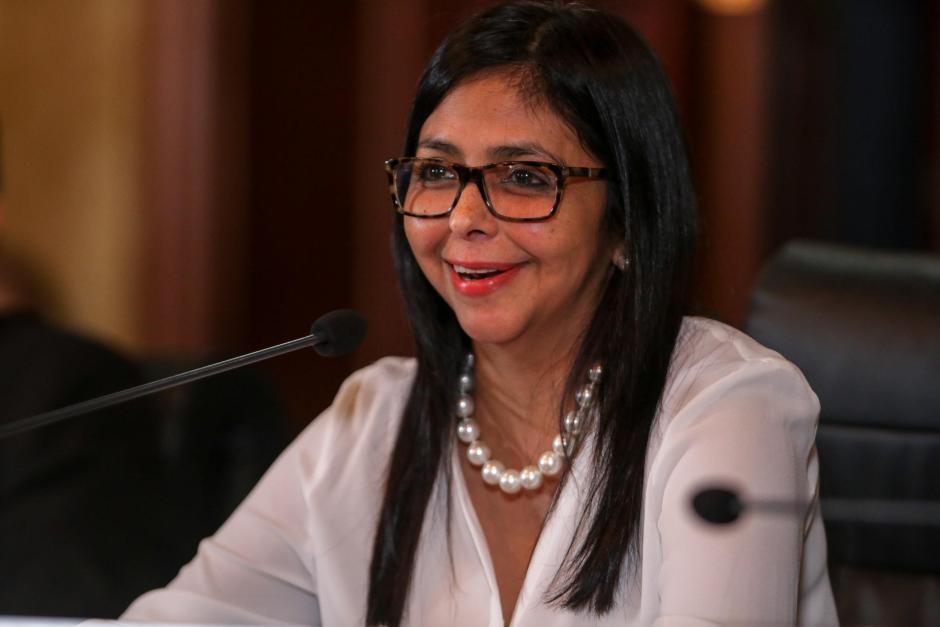 (170330) -- CARACAS, March 30, 2017 () -- Venezuela's Foreign Minister Delcy Rodriguez addresses a press conference in Caracas, Venezuela, on March 29, 2017. (/Boris Vergara) (da) (fnc)(gj)
