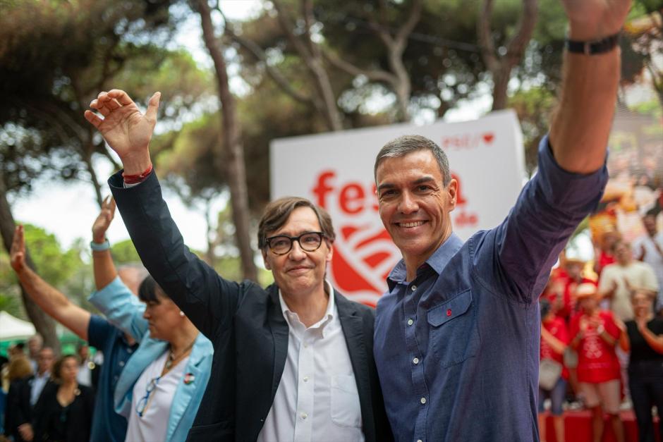 Salvador Illa y Pedro Sánchez, en una imagen de archivo, hace unos meses
