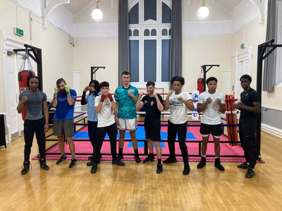 Jóvenes que atienden la Christian Boxing Alliance, en el sur de Londres