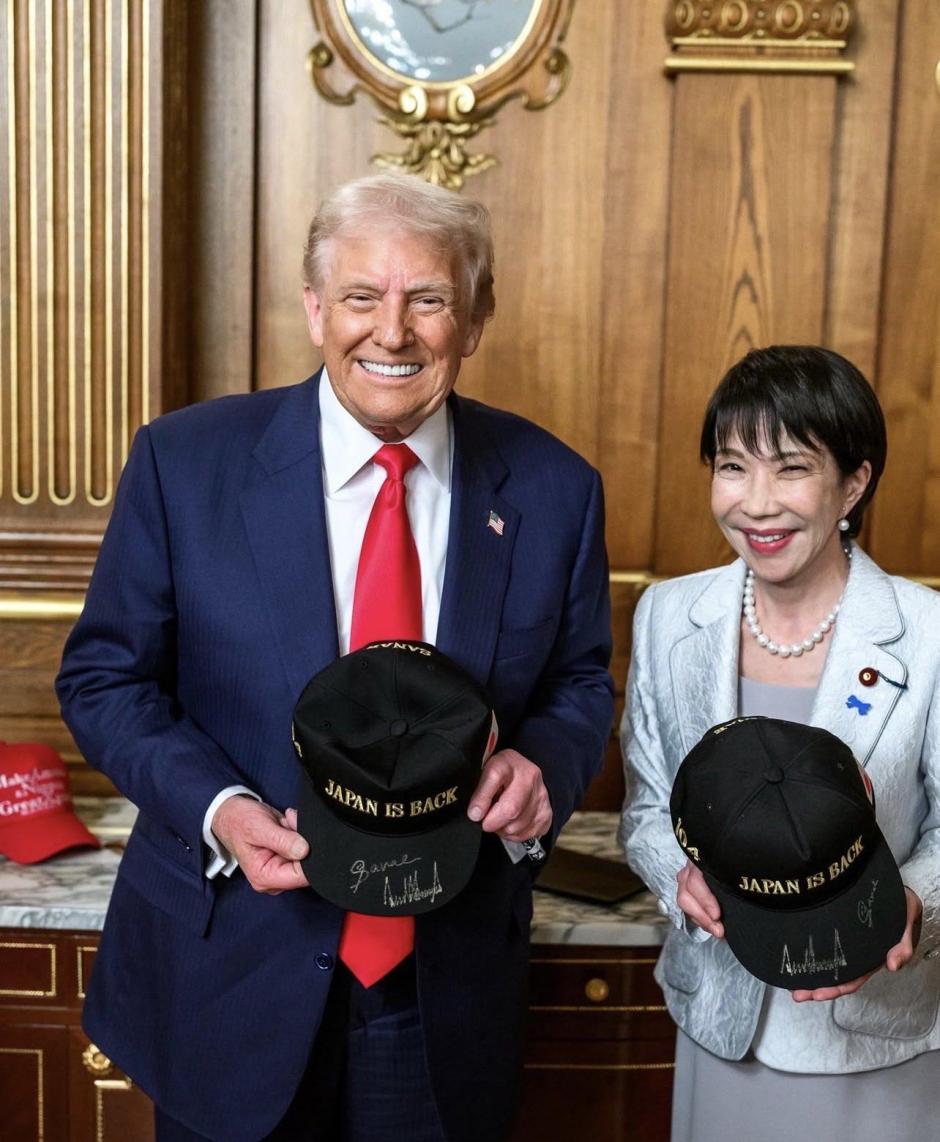 Donald Trump, presidente de EE.UU. y la primer ministra de Japón Sanae Takaichi