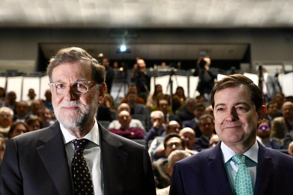 El candidato a la reelección a la Presidencia de la Junta de Castilla y León, Alfonso Fernández Mañueco particip en el encuentro con Mariano Rajoy 'El arte de gobernar'