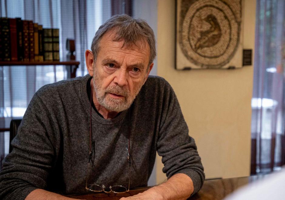 Pierre Lemaitre, durante su entrevista con El Debate