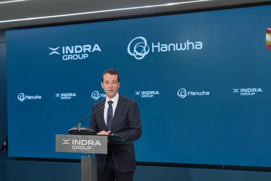 Ángel Escribano, presidente de Indra Group: “La alianza entre dos grandes líderes de la defensa mundial, como son Indra y Hanwha, nos permite ofrecer a las Fuerzas Armadas españolas una soberanía y autonomía reales"