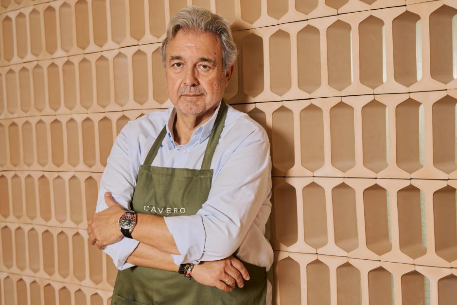 Juanjo López posa en el restaurante Calvero