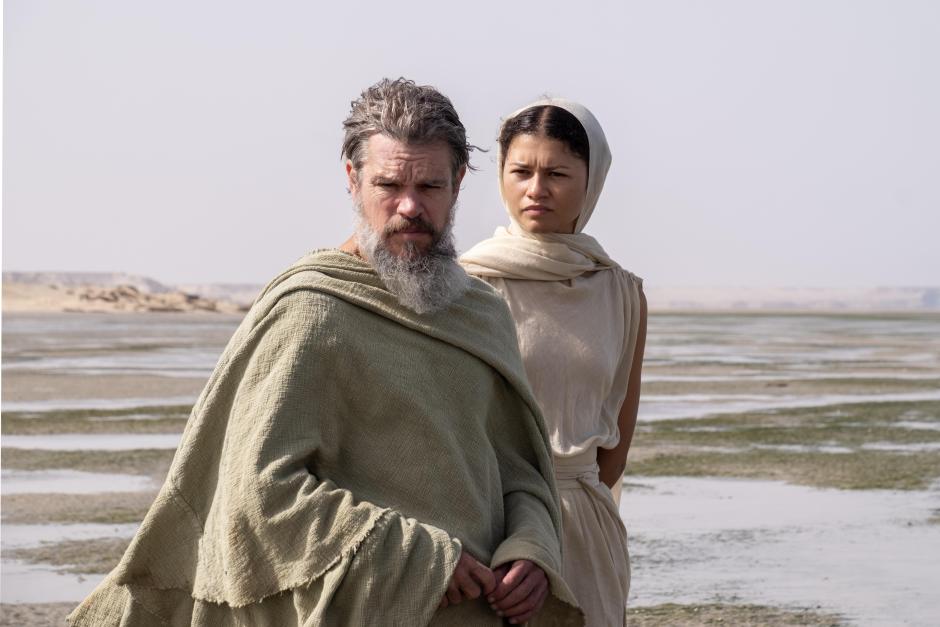 Matt Damon y Zendaya, en una imagen de La odisea, de Nolan