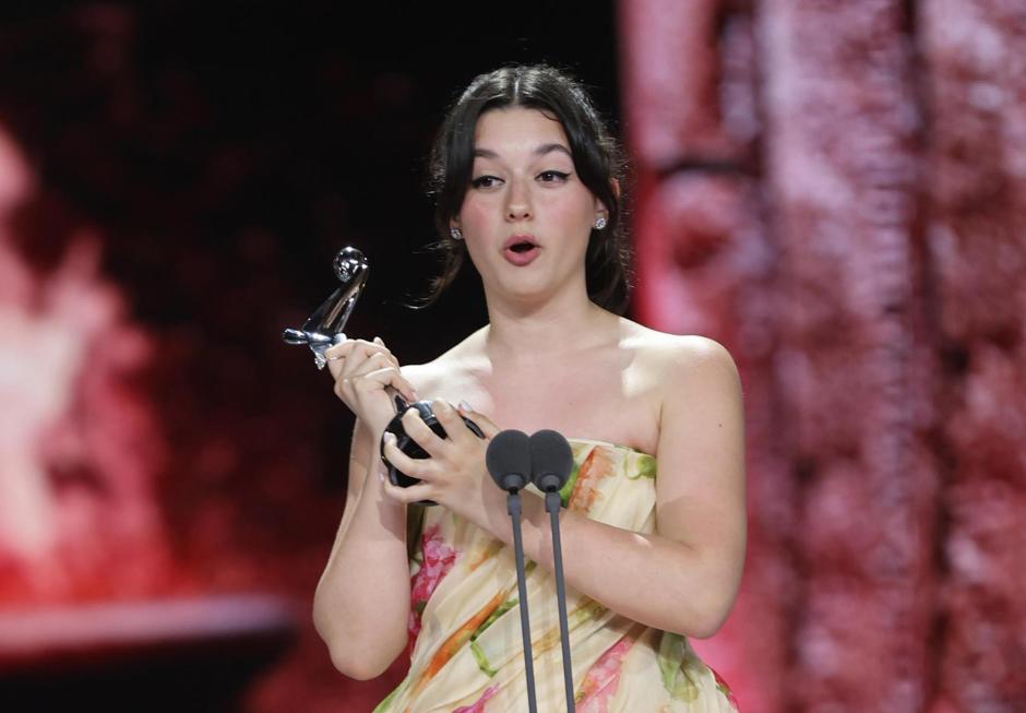 Blanca Soroa recogió el premio de interpretación por Los Domingos