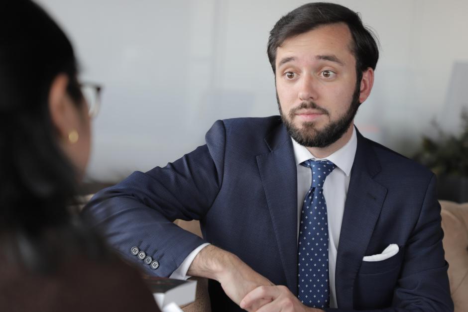 Jorge Álvarez, doctor en Historia durante su entrevista con El Debate