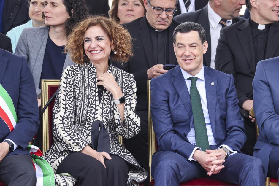 Maria Jesus Montero y José Manuel Moreno Bonilla