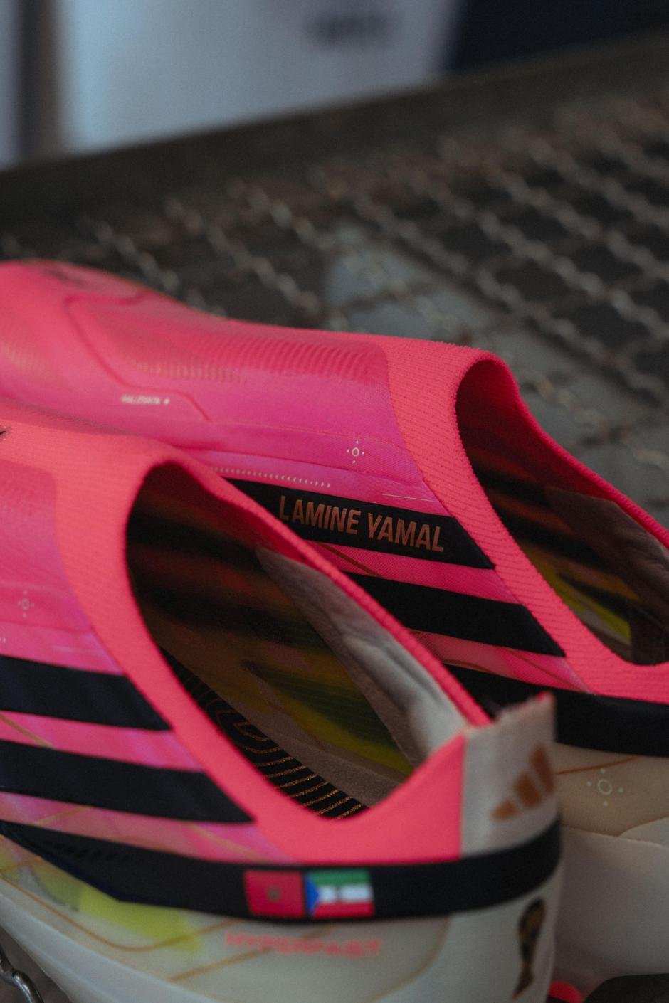 Las botas de Lamine Yamal para el Mundial